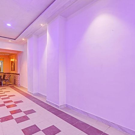 Super Capital O Townhouse Govinda Royal Hotel Kanpur Eksteriør billede