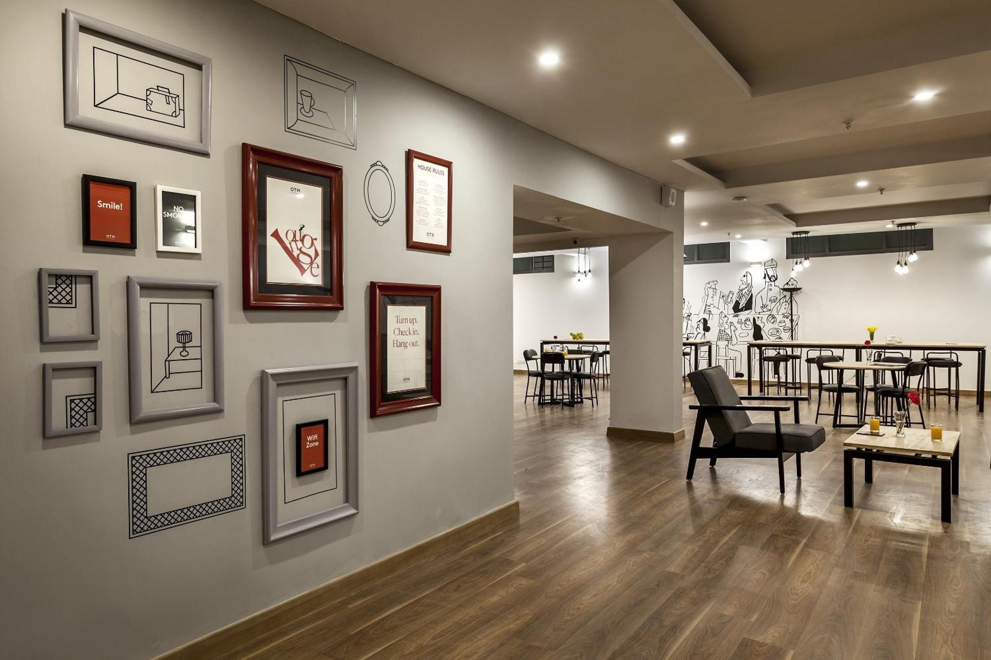 Super Capital O Townhouse Govinda Royal Hotel Kanpur Eksteriør billede