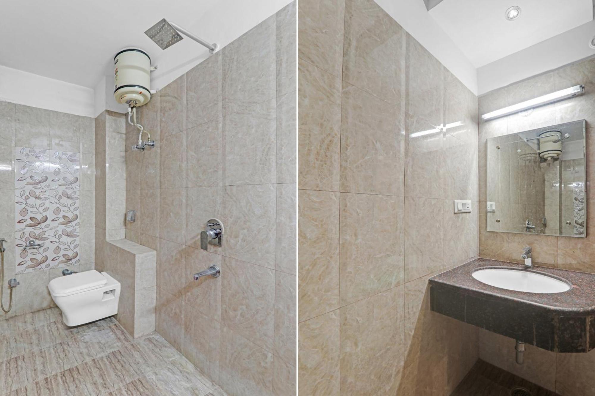 Super Capital O Townhouse Govinda Royal Hotel Kanpur Eksteriør billede